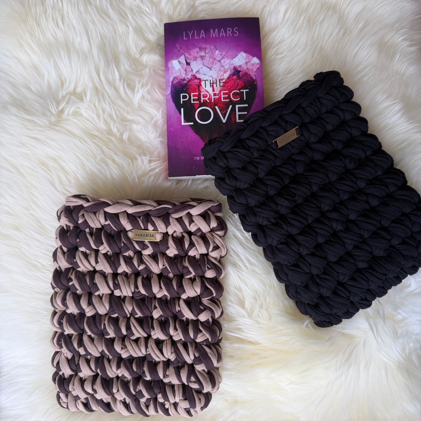 Pochette Livre / Liseuse - ADRIANA